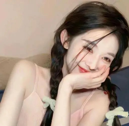小鱼莉莉